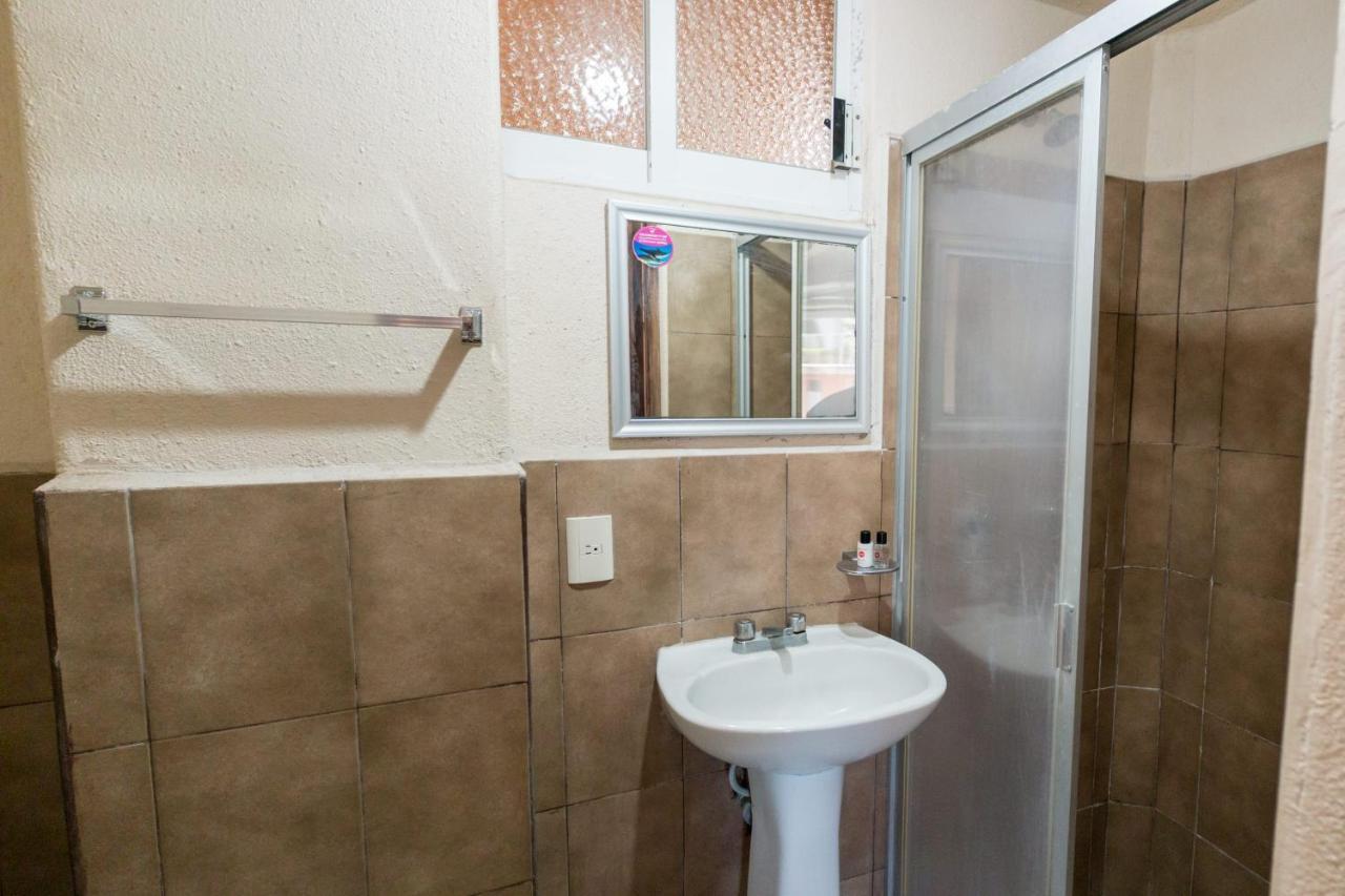 Casa Bravo Hotel 2*